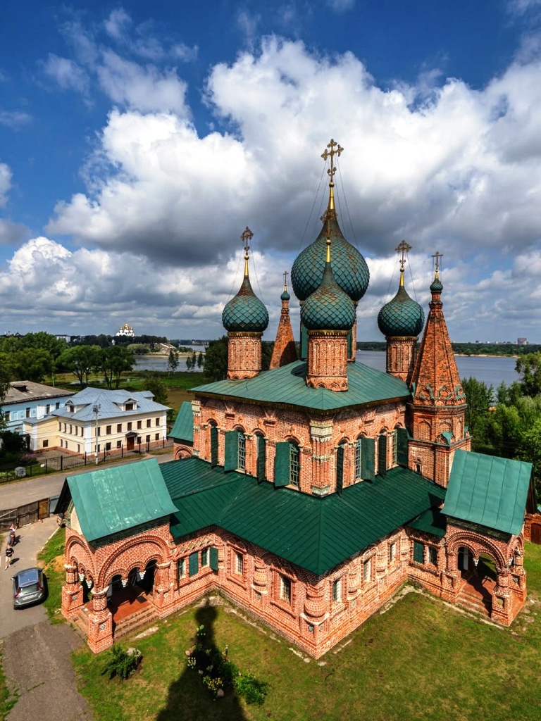 Царь-наличник Церкви Иоанна Златоуста. Ярославль. Царь-наличник Церкви Иоанна Златоуста. Ярославль.
