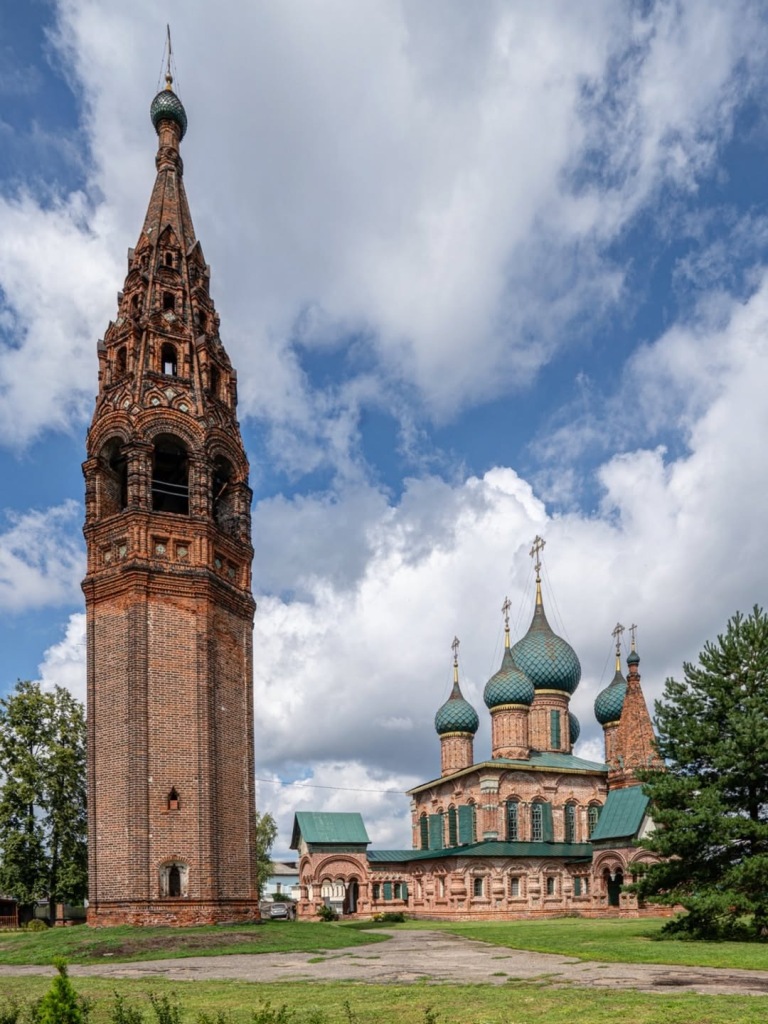 Царь-наличник Церкви Иоанна Златоуста. Ярославль. Царь-наличник Церкви Иоанна Златоуста. Ярославль.
